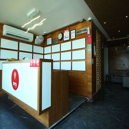 Oyo 8992 Hotel Kyra Ahmedabad Exterior photo