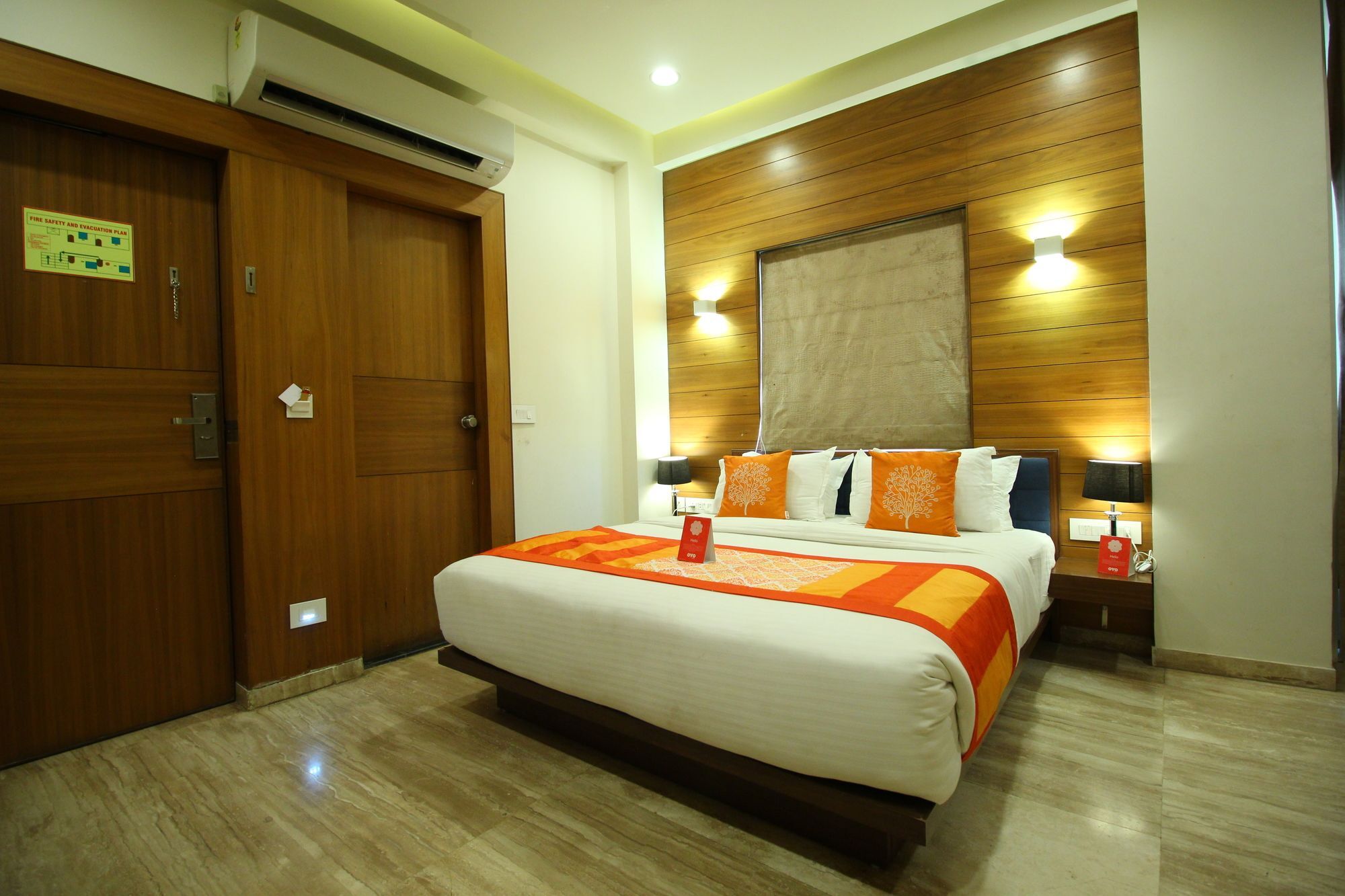 Oyo 8992 Hotel Kyra Ahmedabad Exterior photo